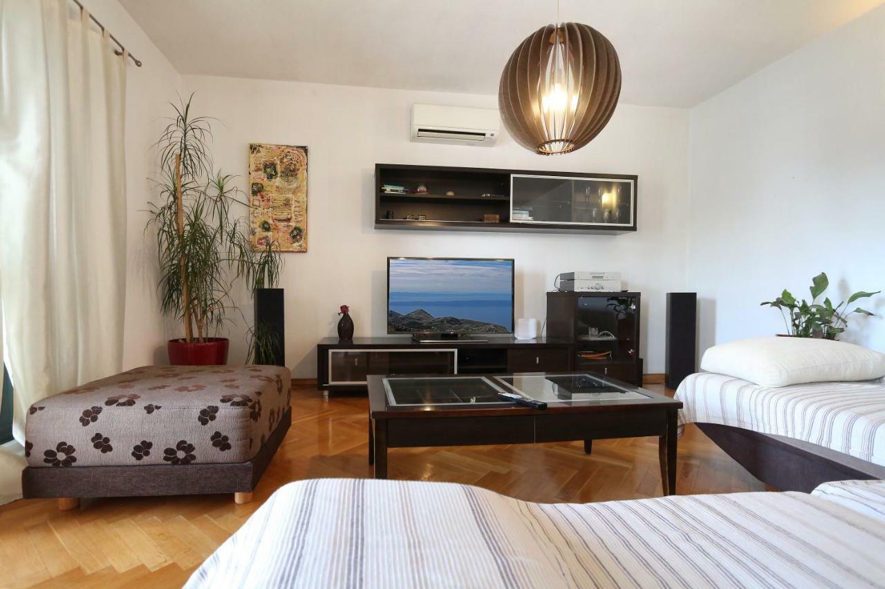 House Lipo 3* Makarska
