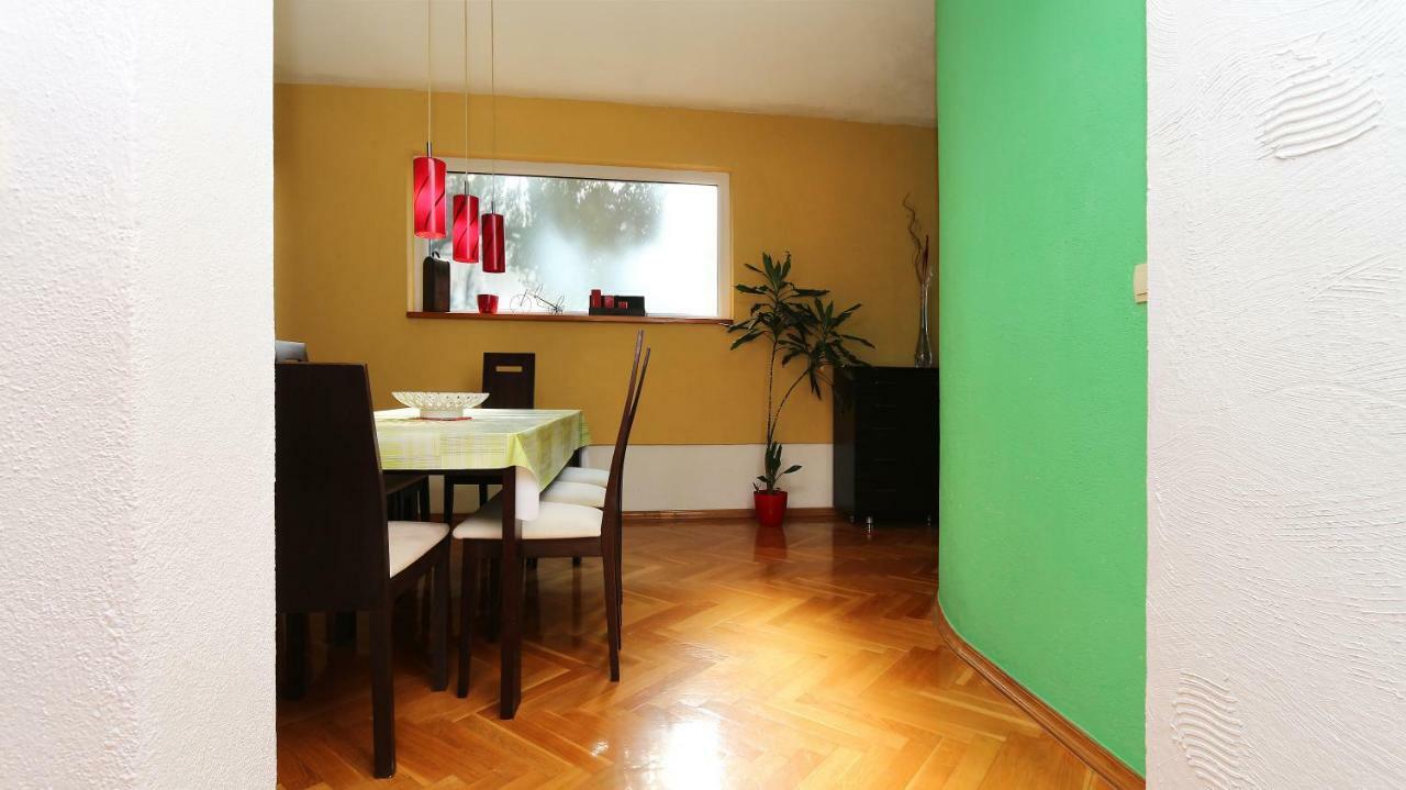 Guest house House Lipo